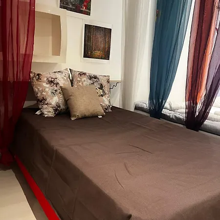 Procida's House روما